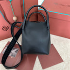 SMALL 21 BALE BAG IN BLACK GRAINED CALFSKIN WITH GOLD HARDWARE