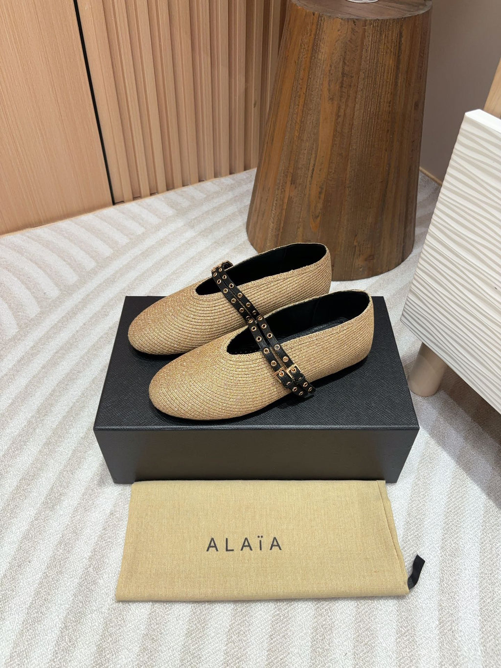 alaia ballet flat beige paper straw