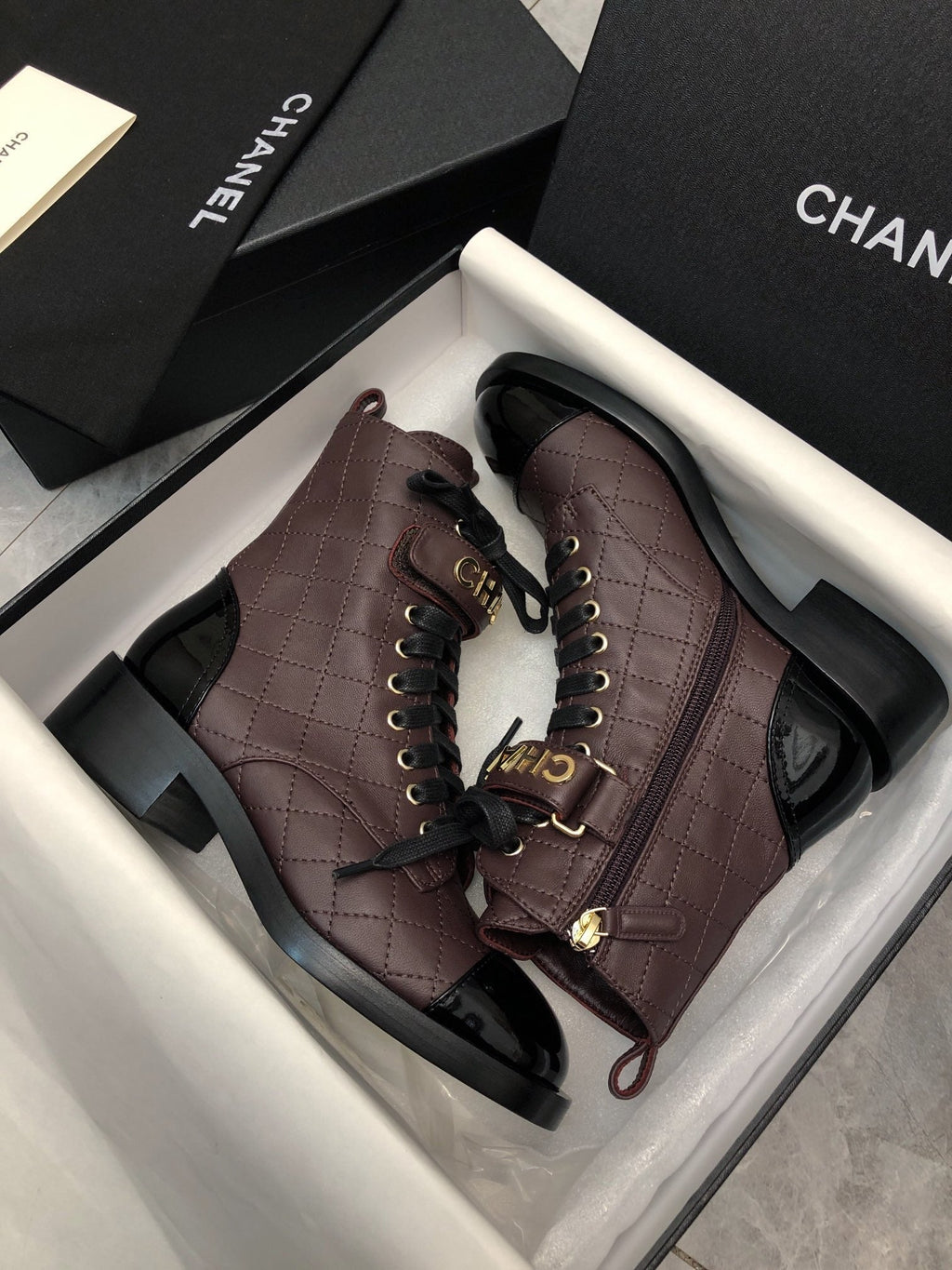 CC Short Boots 45mm In Brown Red Mix Black Quilted Lambskin And Glossy Cowhide 950033