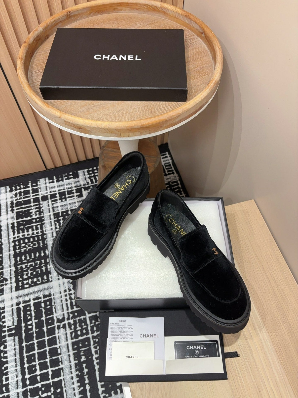 CC LOAFER THICK-SOLED IN BLACK VELVET