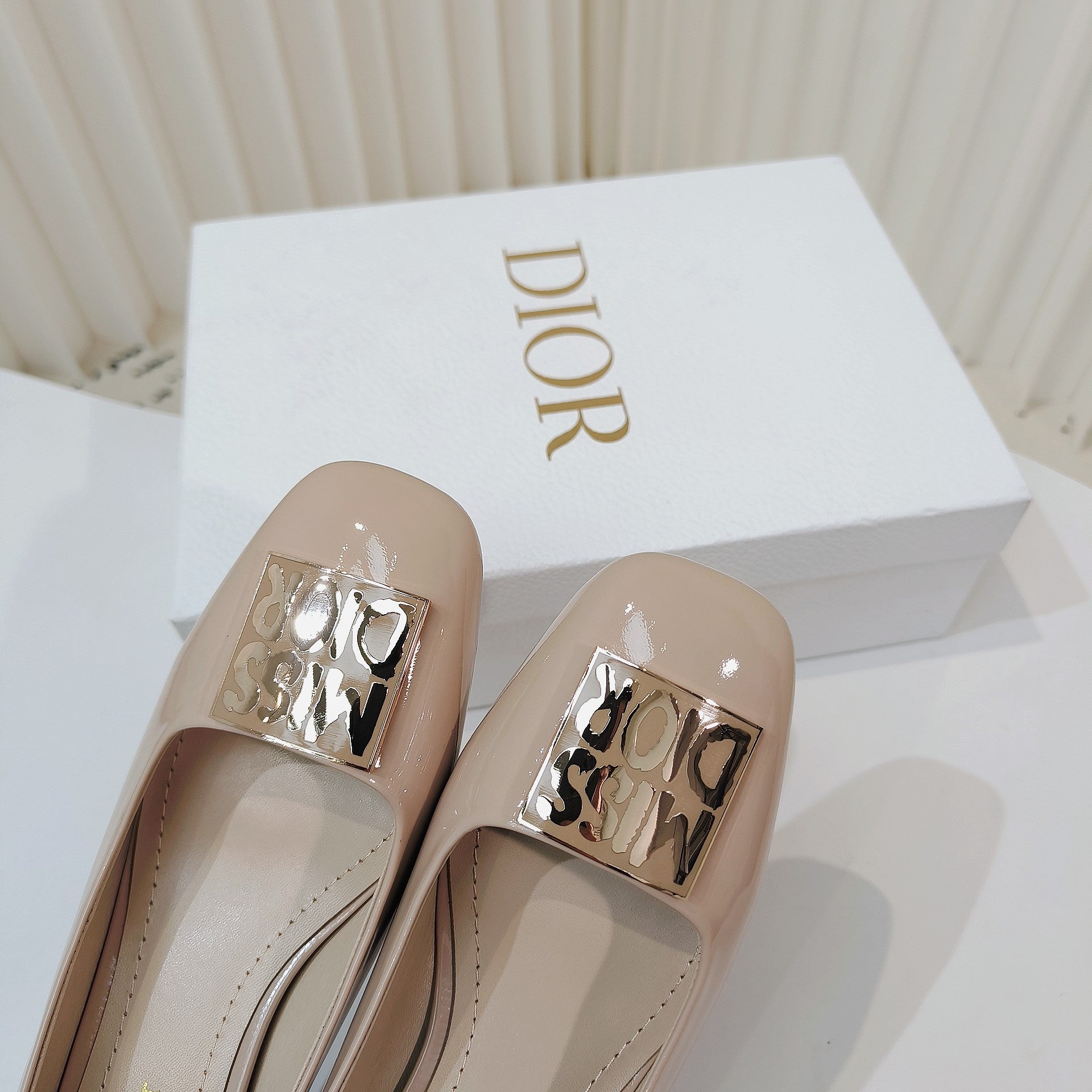 Miss Dior Pump 40mm In Beige Cowhide 111364