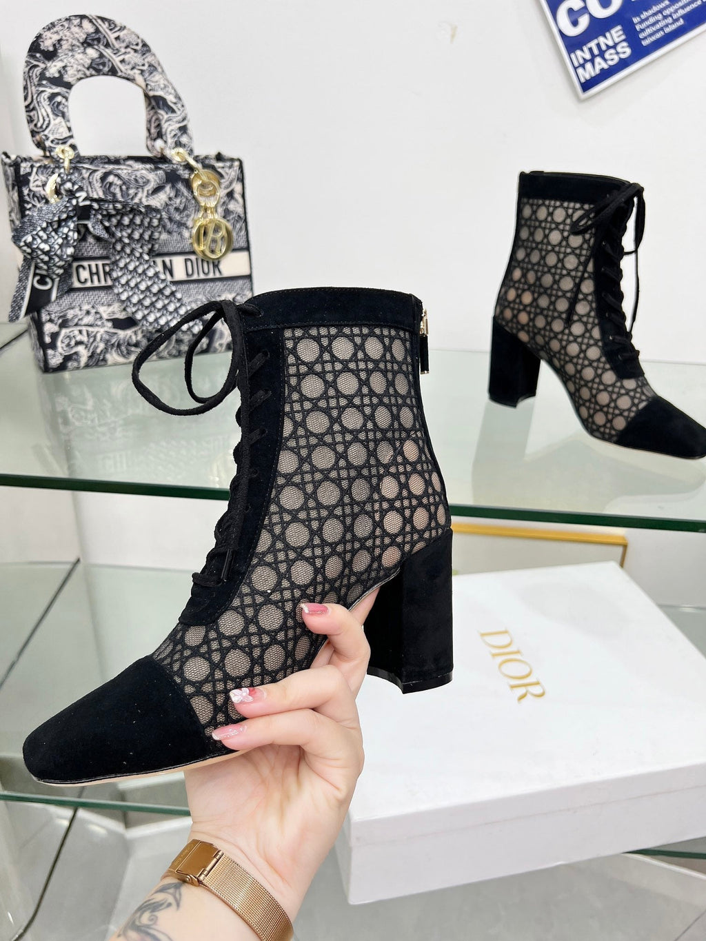 CD Naugtily-D Heeled Ankle Boot Black Fabric