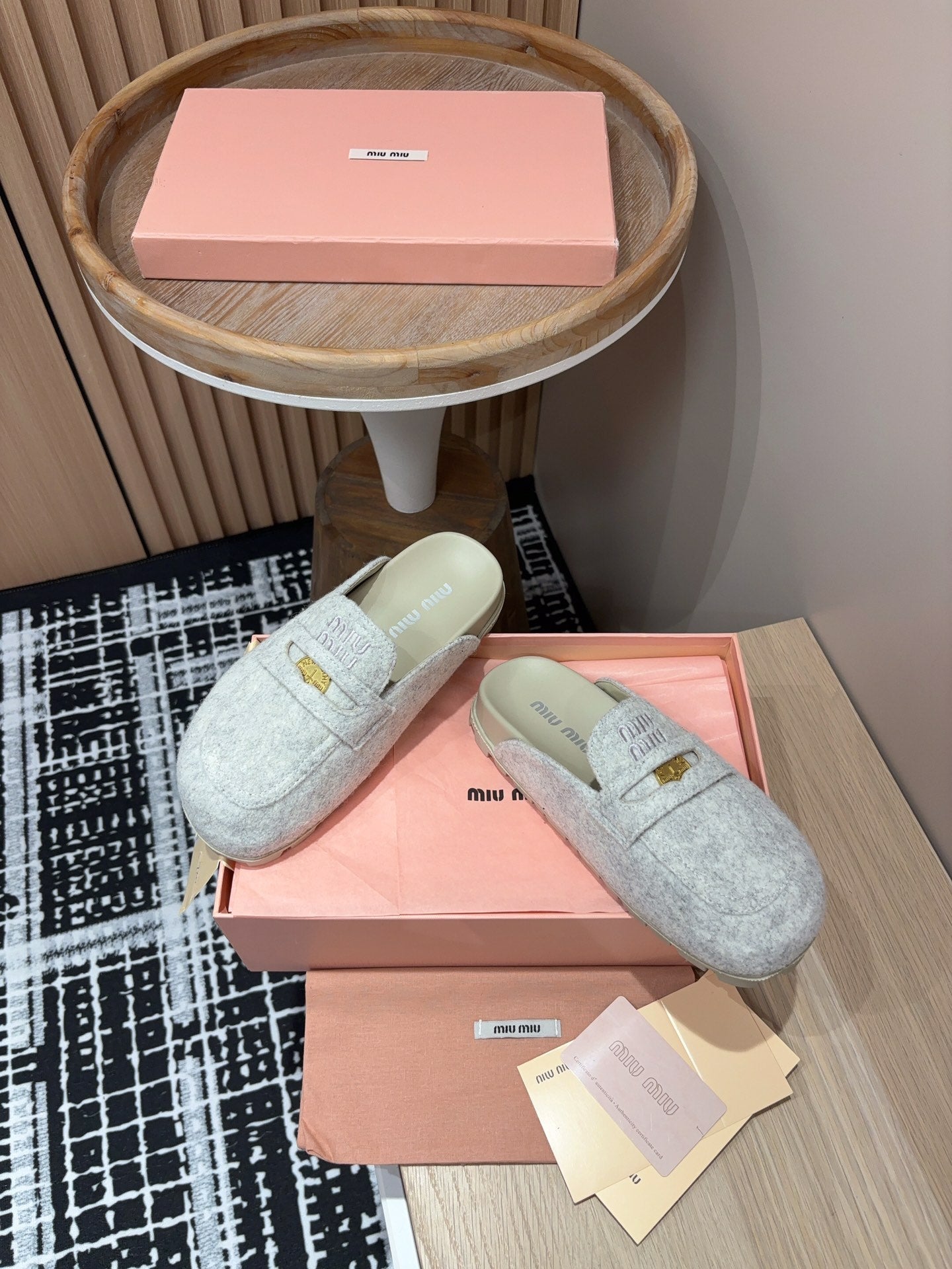 Miu slippers Grey   Wool