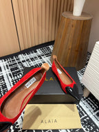 Alaila Ballerina Flats Coeur In Red Suede 933072