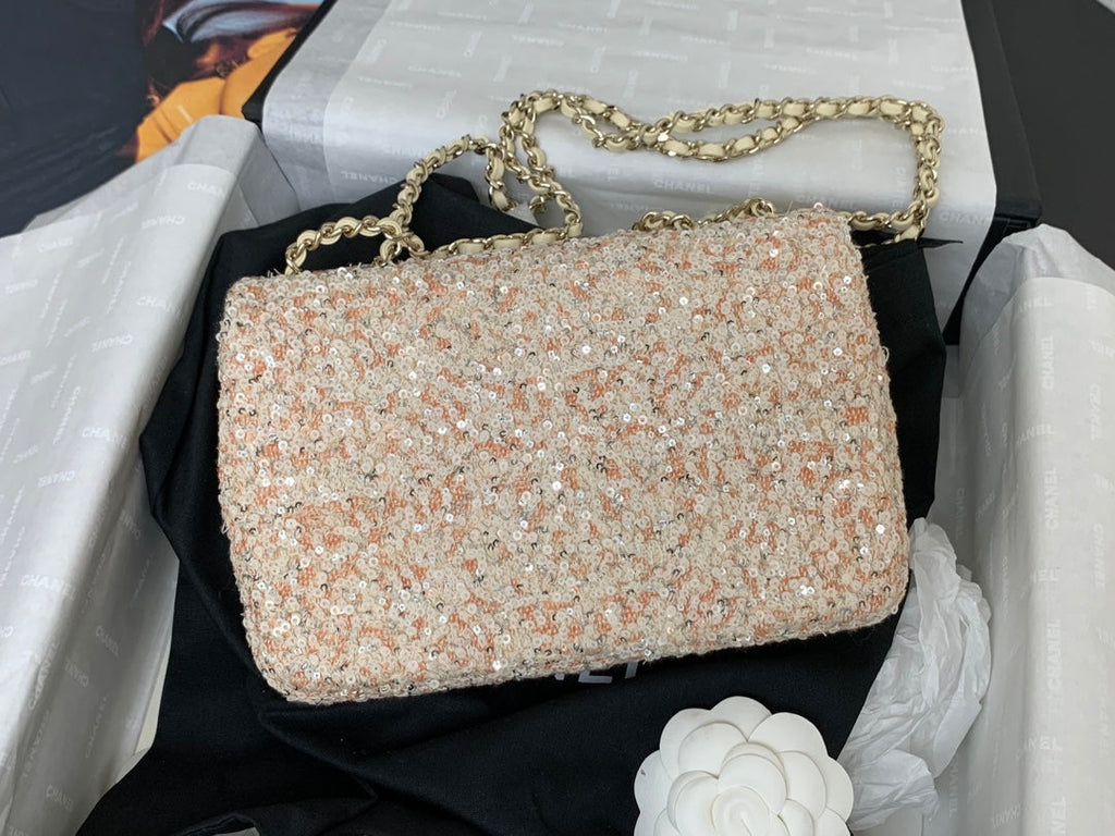 25C Flap Bag 20cm Beige Polka Dot Silver Sequin Calfskin