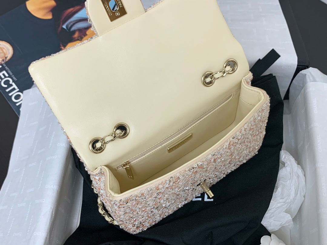 25C Flap Bag 20cm Beige Polka Dot Silver Sequin Calfskin