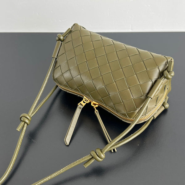 BV Concert Pouch 18.5cm Khaki Lambskin