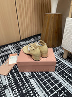 Miu High Thong Sandals With White Strap In Beige Glossy Lambskin