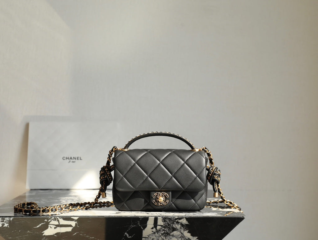CC Mini Flap Bag 18 Black Lambskin