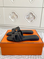 HM Oran Sandal Black Sheepskin 291397