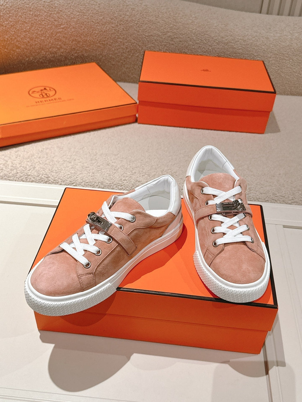 HM Day Sneakers Pink White Suede Calfskin 577495