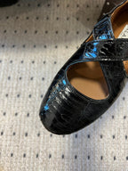 Alaia 25 Criss Cross With Stud Ballet Flats Black Sheepskin 303697