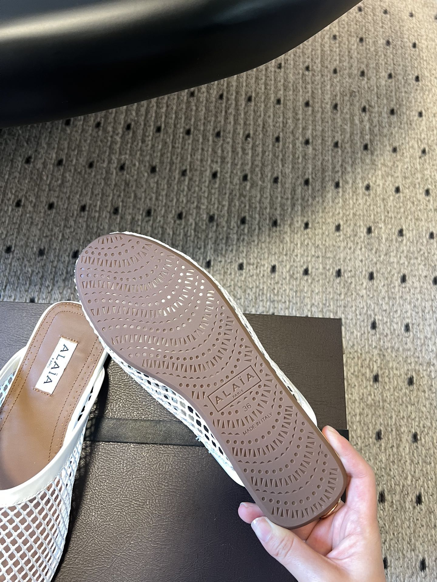 Alaia 25 Fishnet Flat Mules White Lampskin 303681