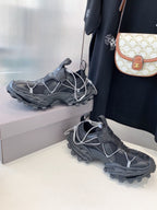 HIKE SNEAKER IN BLACK MESH, POLYURETHANE AND POLYESTER