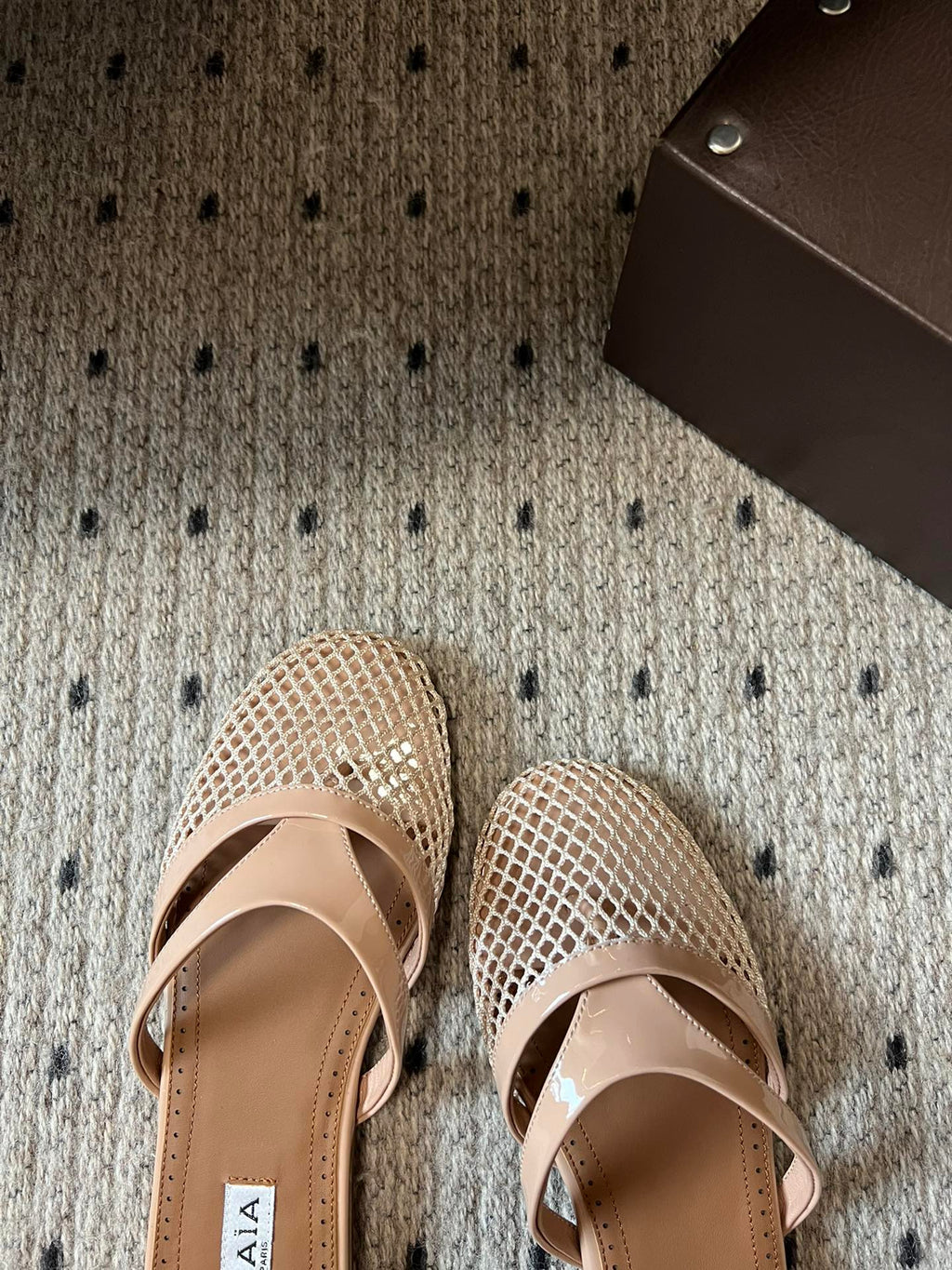 Alaia 25 Infradito Fishnet Flat Mules Nude Lampskin 303707