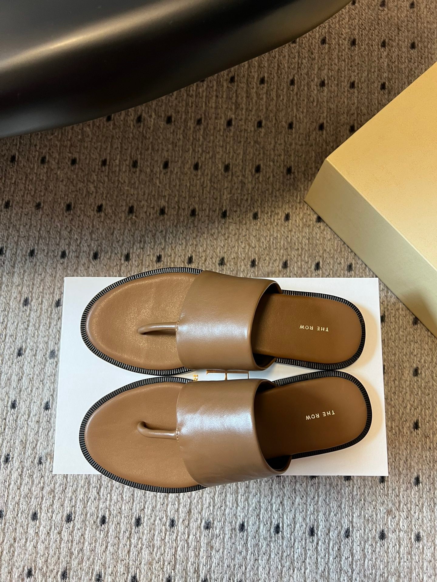 Signum Flat Sandal in Brown Sheepskin 282426