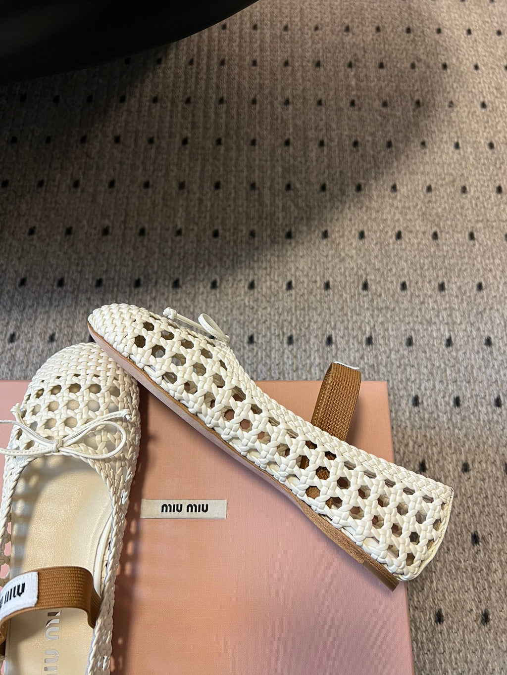 Miu 26s Ballerina Flats In Cream White Mesh Sheepskin