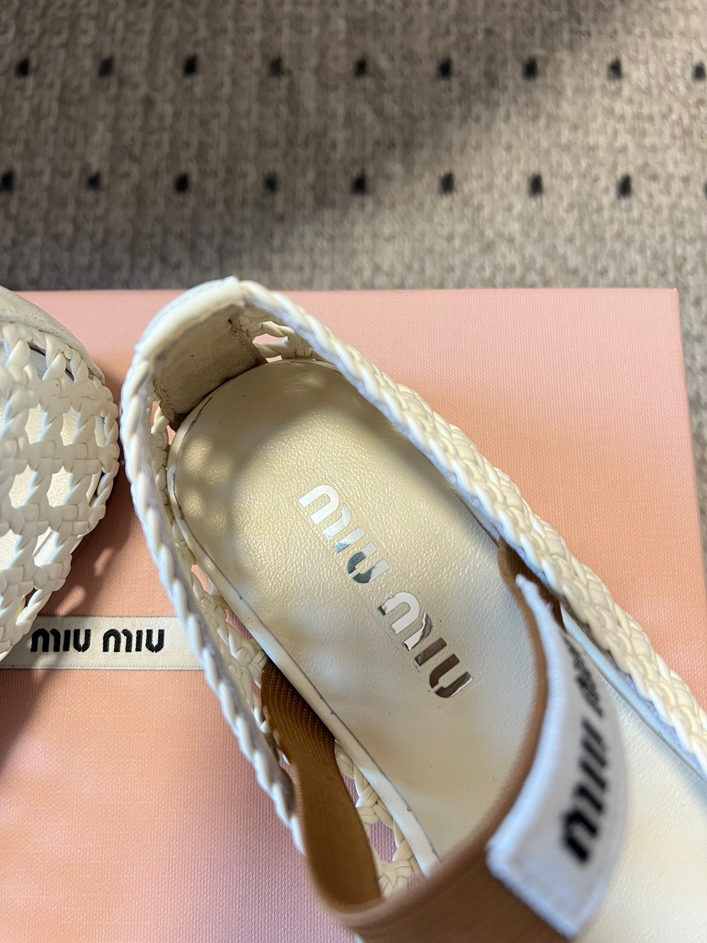 Miu 26s Ballerina Flats In Cream White Mesh Sheepskin