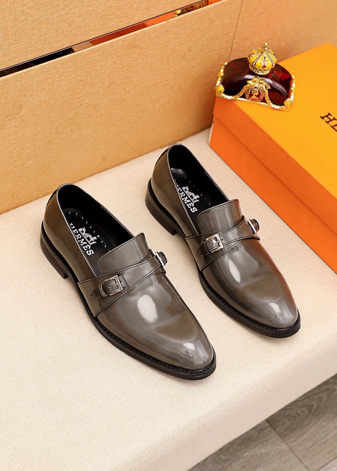 HM Men's Loafer Metallic Gray Patent Leather 637348