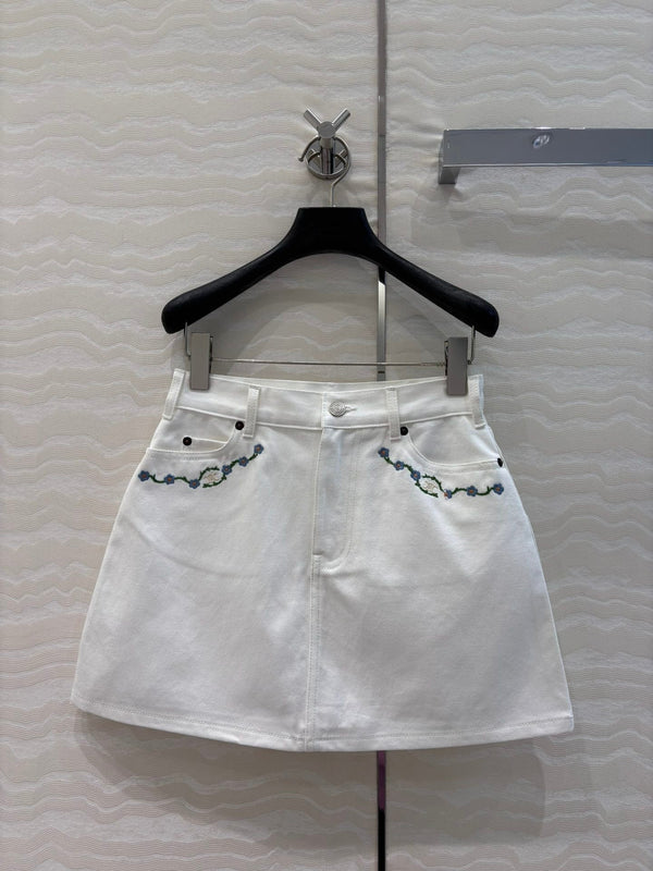Celine 25 Embroidered Small Flower Skirt White Cotton