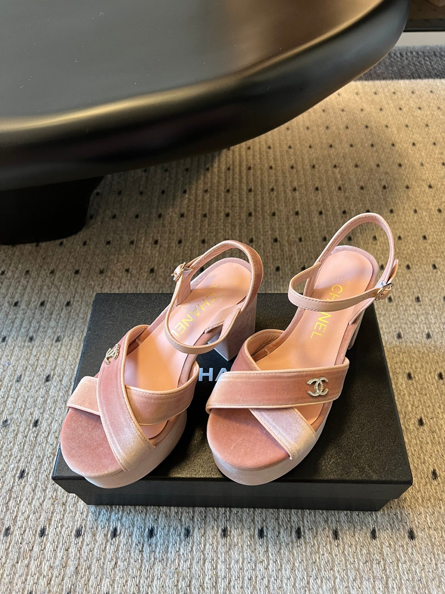 CC 25SS Platform Sandals 5.5cm Pink Lambskin And Velvet 319626