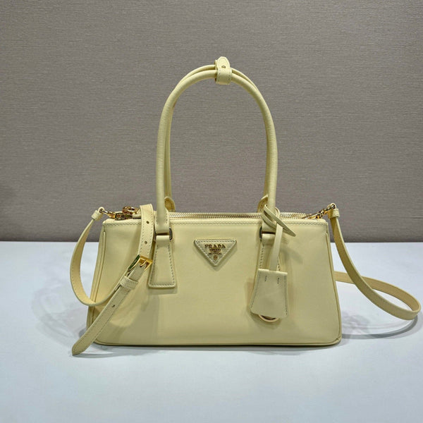 PRA New killer bag light beige calfskin 340514