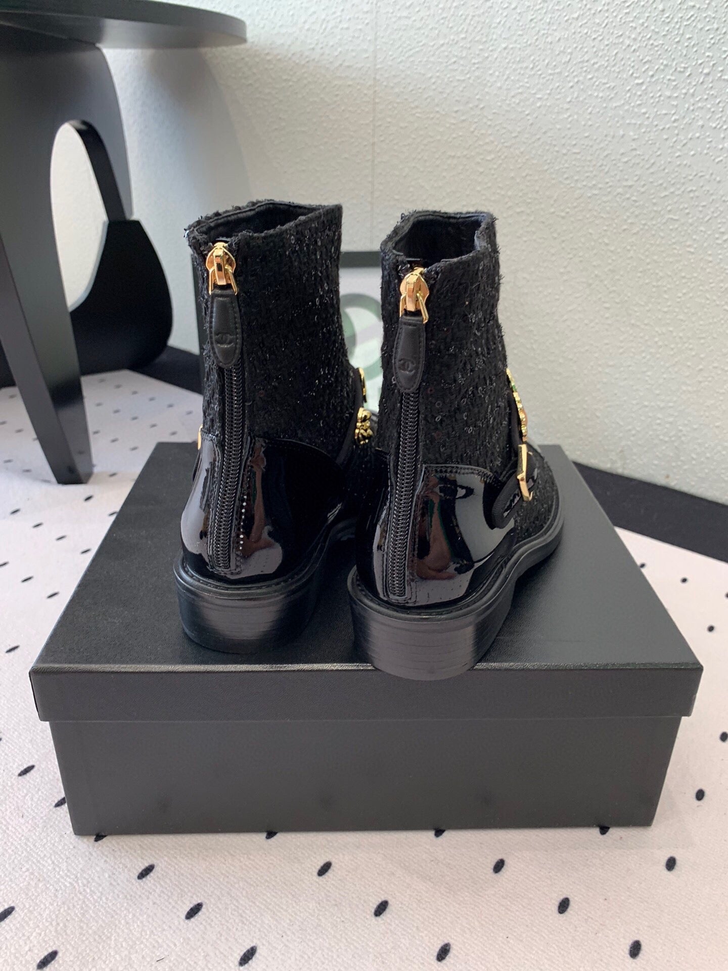 CC 24 Mold GHW Classic Ankle Boots 30mm Black Patent & Glitter 432514