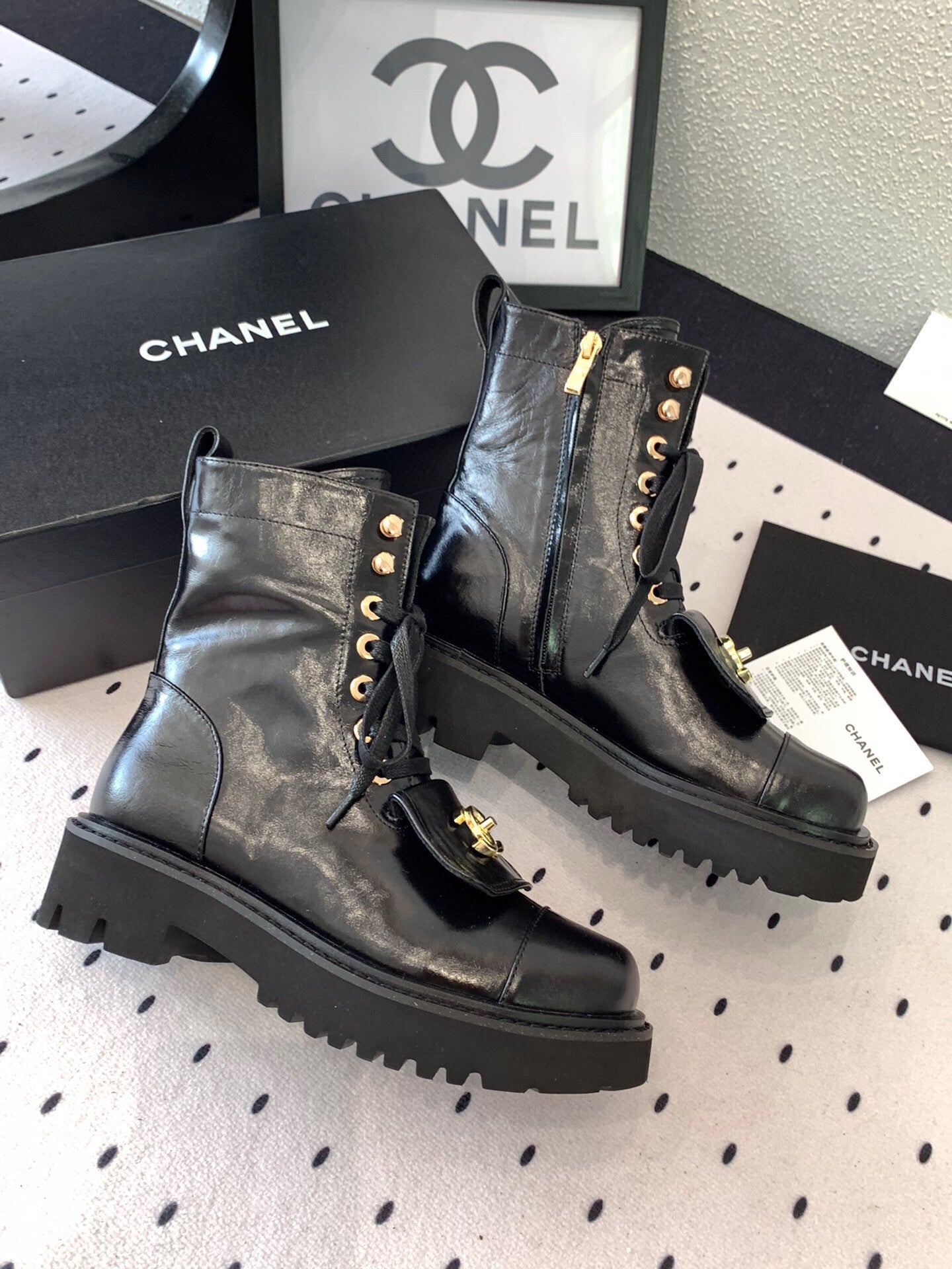 CC Split Toe Ankle Boot 40mm Black Sheepskin Rubber GHW 432515