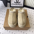 UGG TAZZ Slippers Soft Beige Suede And Wool 514148