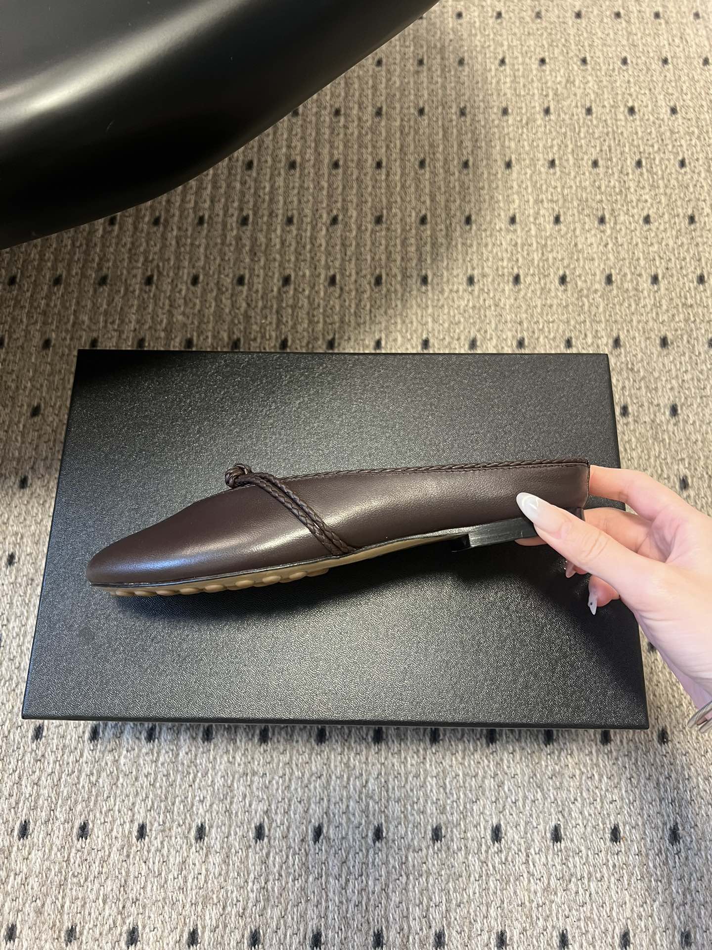 BV 26s Flats Mules Chocolate Calfskin