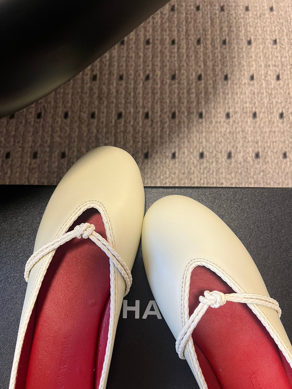 BV 26s Flats Mules Cream White Calfskin