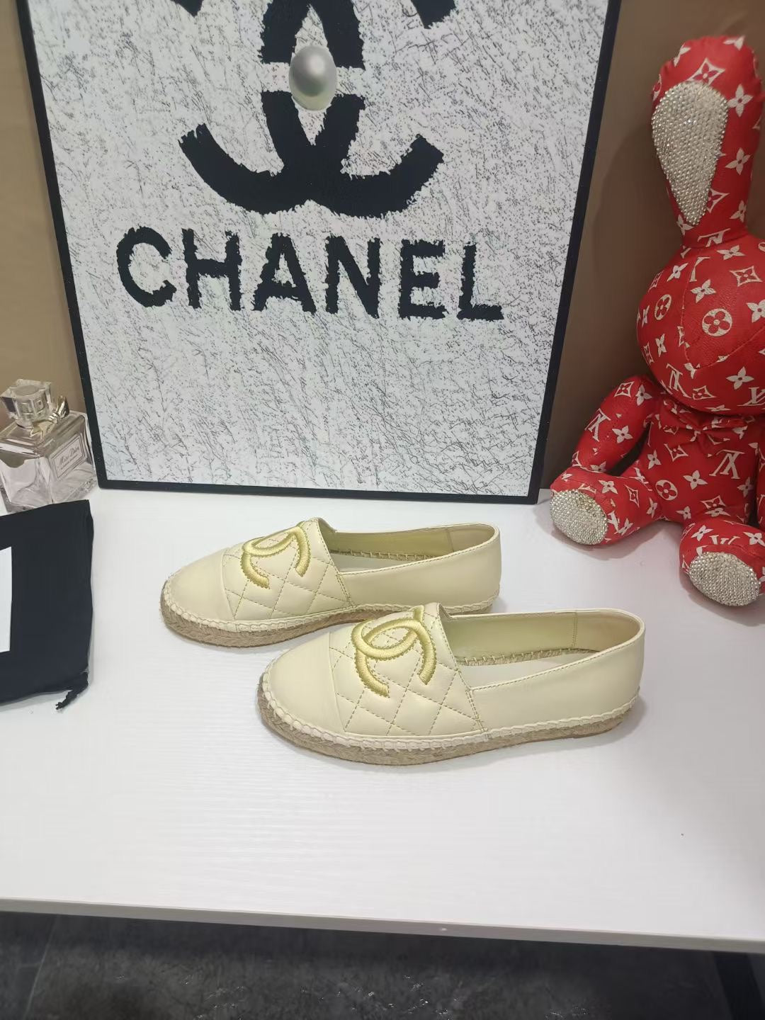 Chanel 26s Espadrille Loafers In Cream Calfskin With Rope Sole