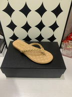CC 26s Thong With Chain Beige Sheepskin 684867