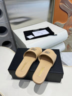 CC 26s Slide Beige Sheepskin 684902