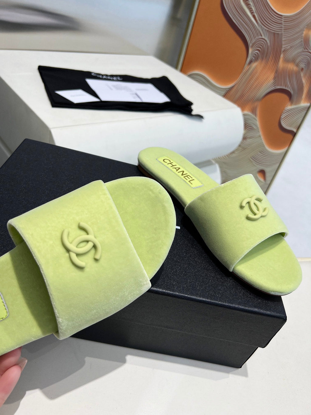 CC 26s Slide Light Green Velvet 684906