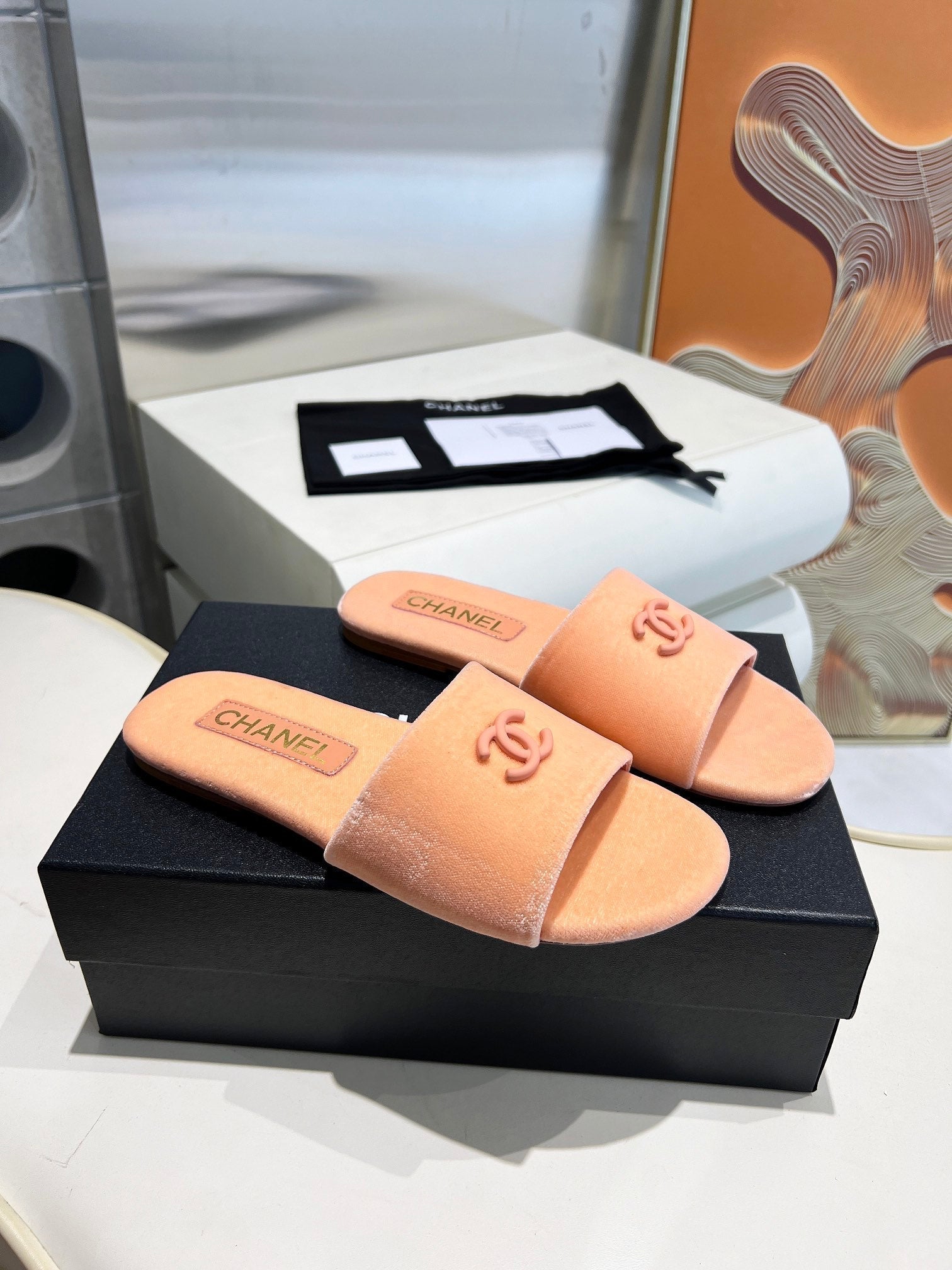 CC 26s Slide Light Pink Velvet 684907