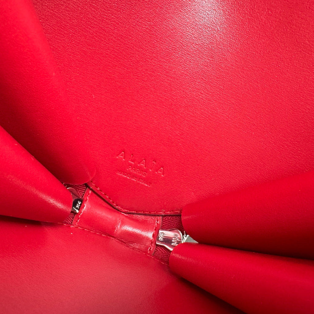 le coeur red calfskin shouder bag