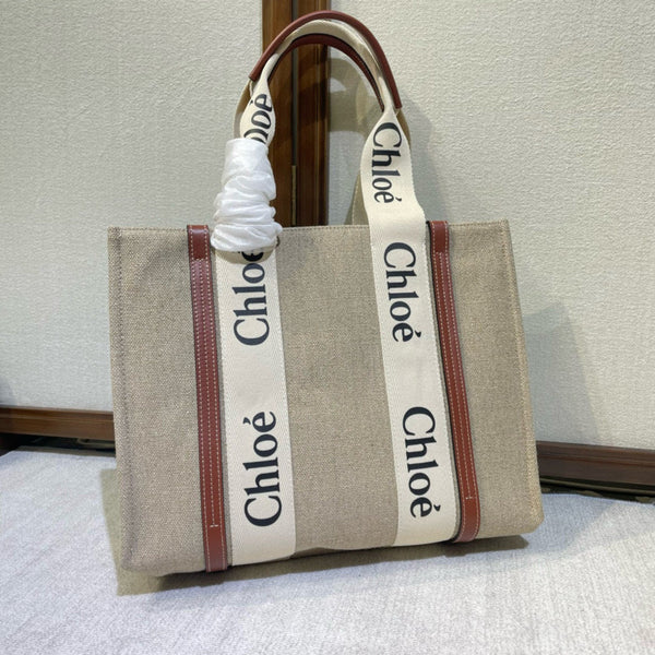 Chloe Woody tote bag 37cm in linen brown white