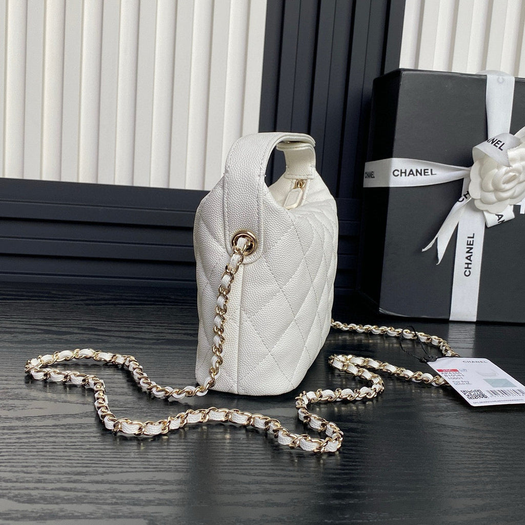 CC 25C Hobo Bag 21.5cm Top Handle White Grained Calfskin