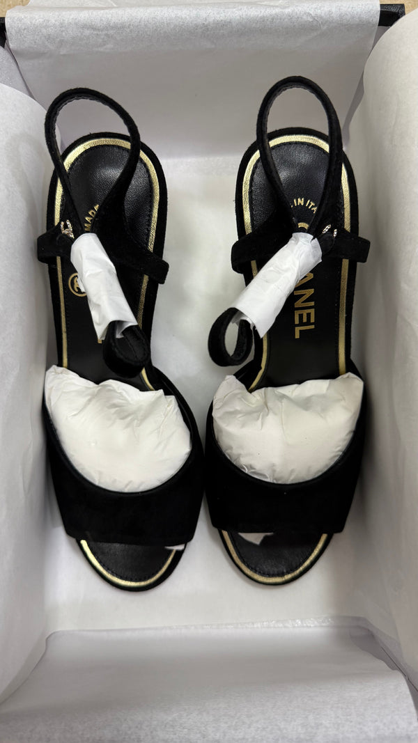 CC SUEDE KIDSKIN SANDAL   PEARLS BLACK