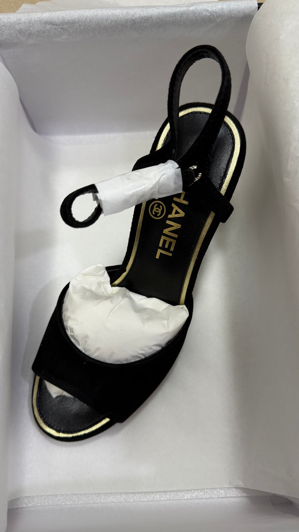 CC SUEDE KIDSKIN SANDAL   PEARLS BLACK
