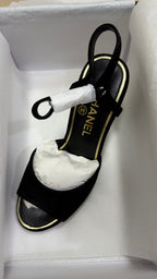 CC SUEDE KIDSKIN SANDAL   PEARLS BLACK