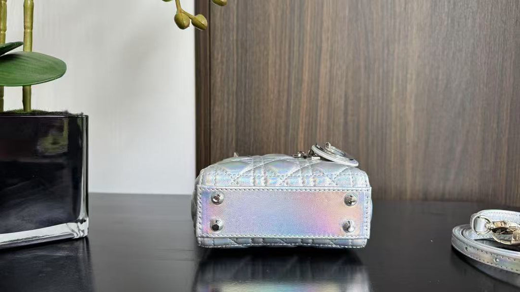 CD MINI LADY 12 SILVER PATENT LAMBSKIN