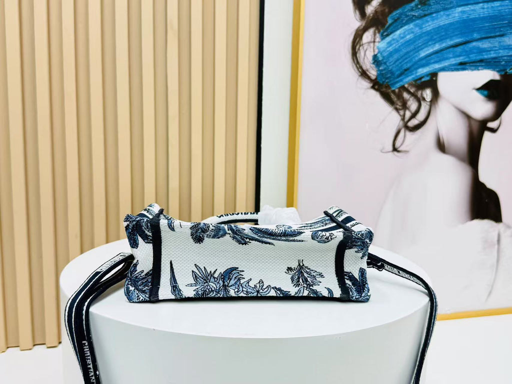 Dior Book Tote 21 cm Blue White Canvas