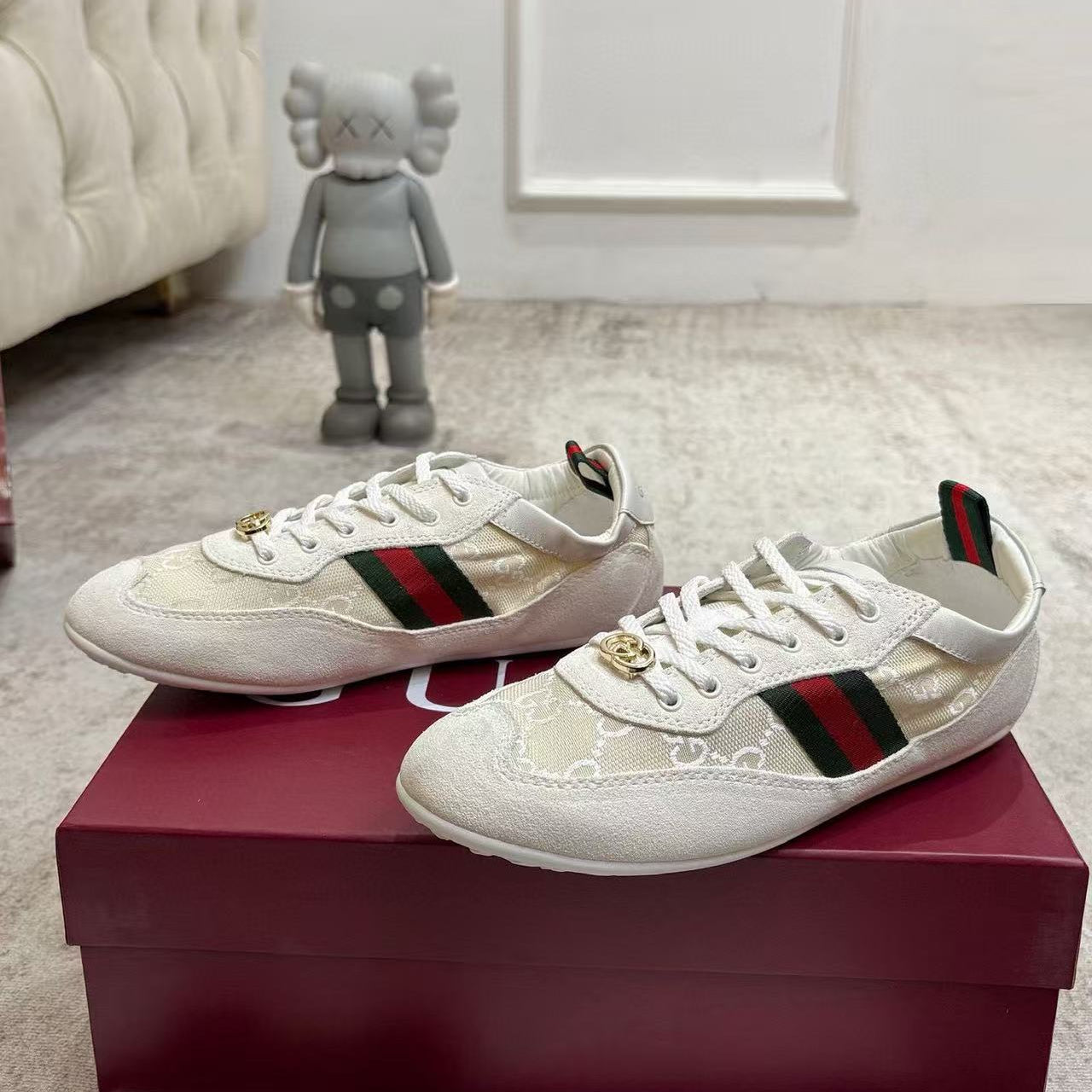 GG Shift Sneakers Elastic Back White Canvas Suede