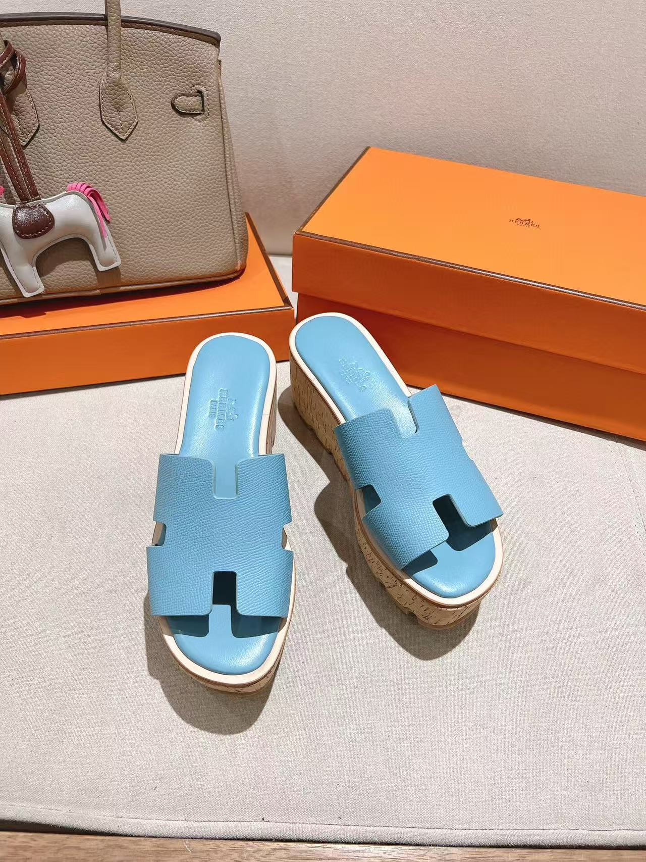 EZE 65 SANDAL LIGHT BLUE CALFSKIN