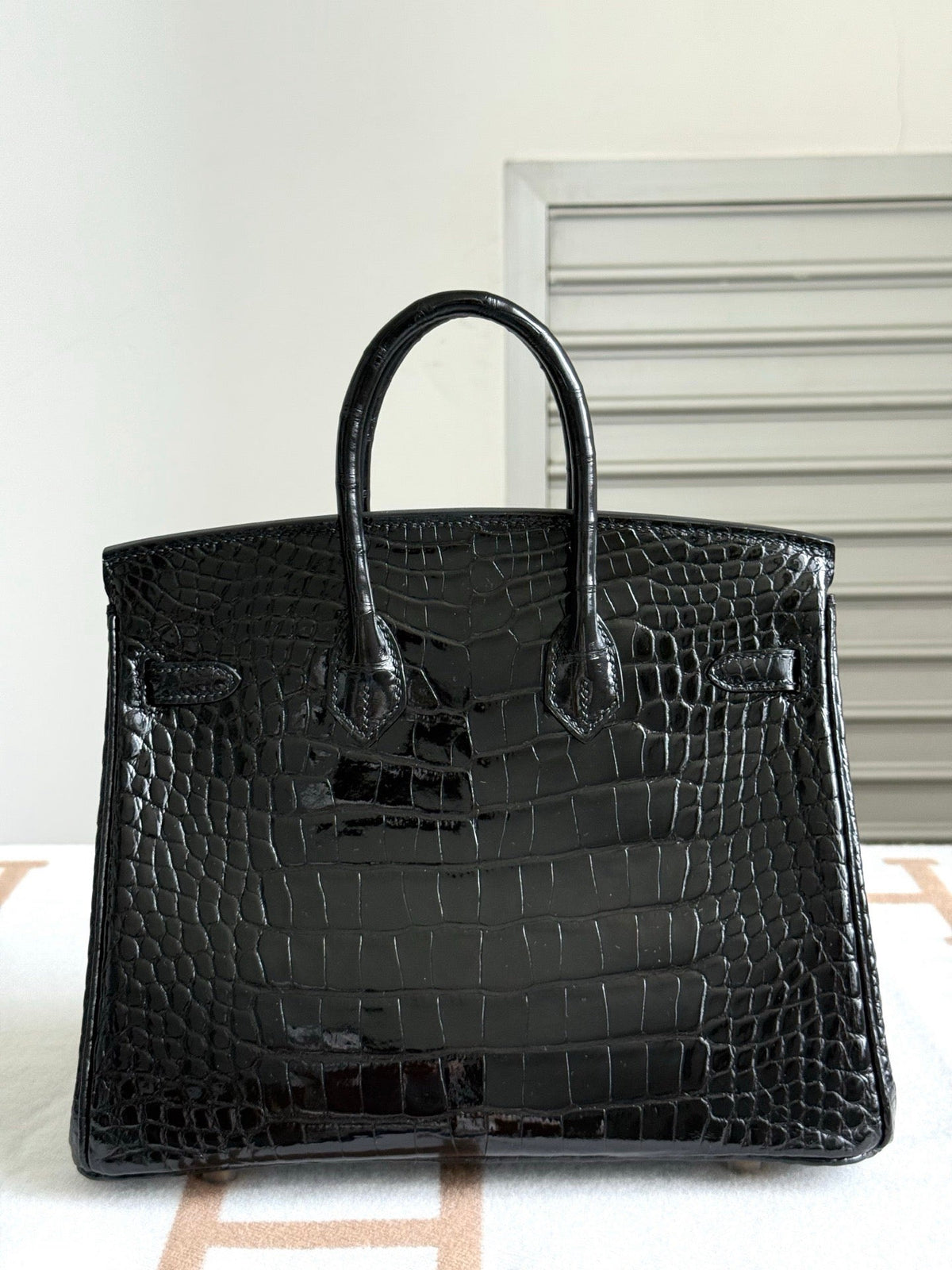 HM Birkin 35cm Black Glossy Crocodile Leather GHW