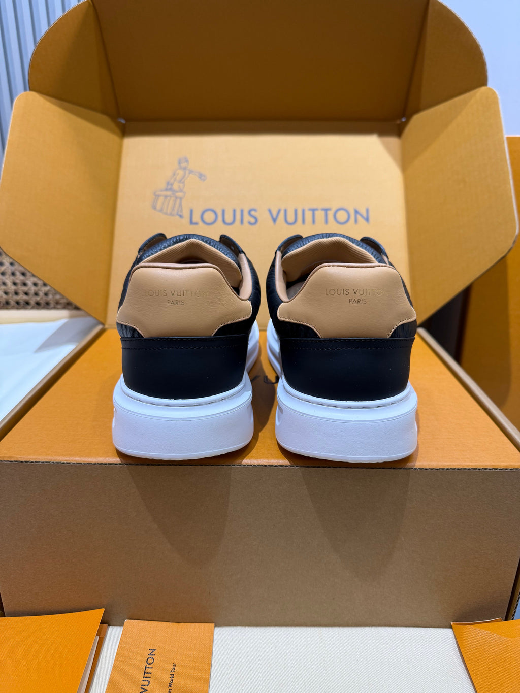 LV MENS BEVERLY HILLS SNEAKER MONOGRAM BLACK