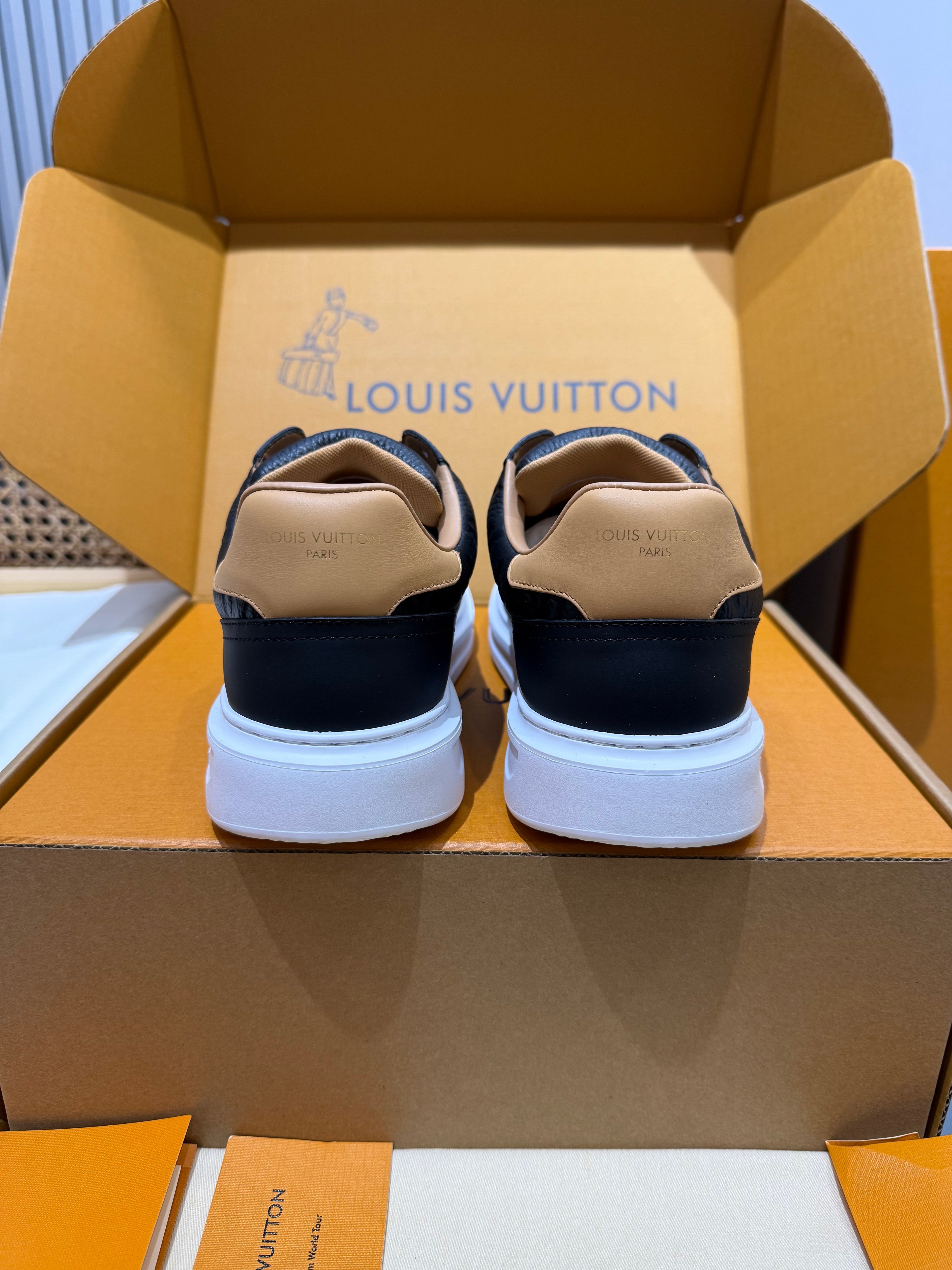 LV MENS BEVERLY HILLS SNEAKER MONOGRAM BLACK