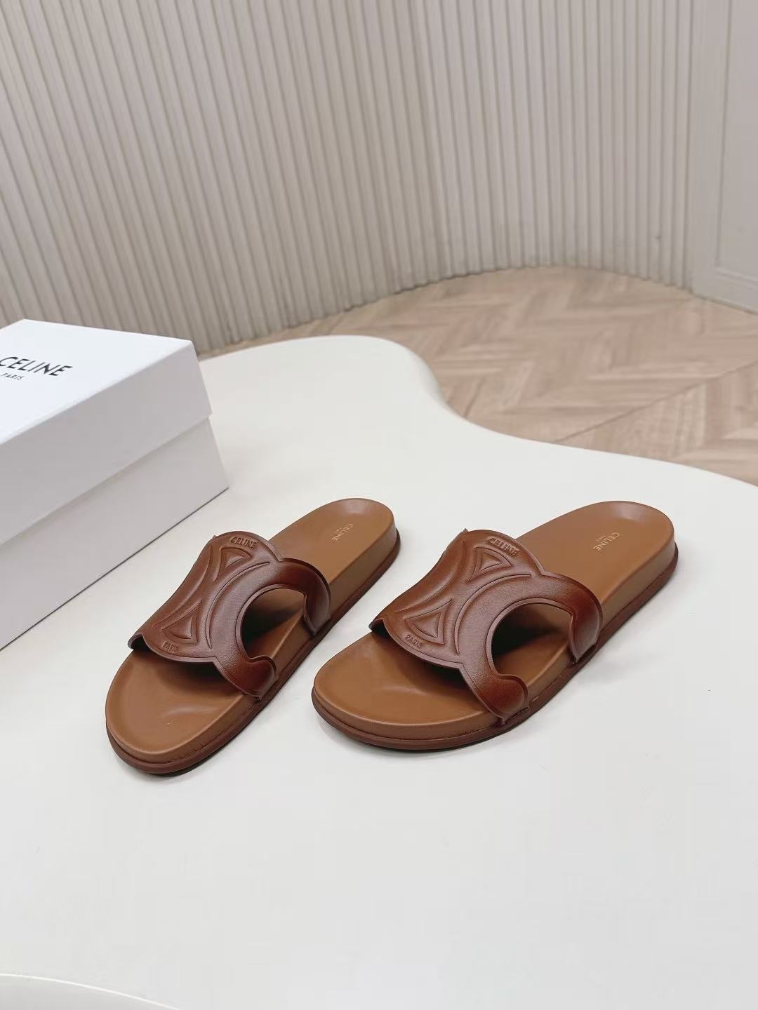 CELINE SANDALS BROWN CALFSKIN